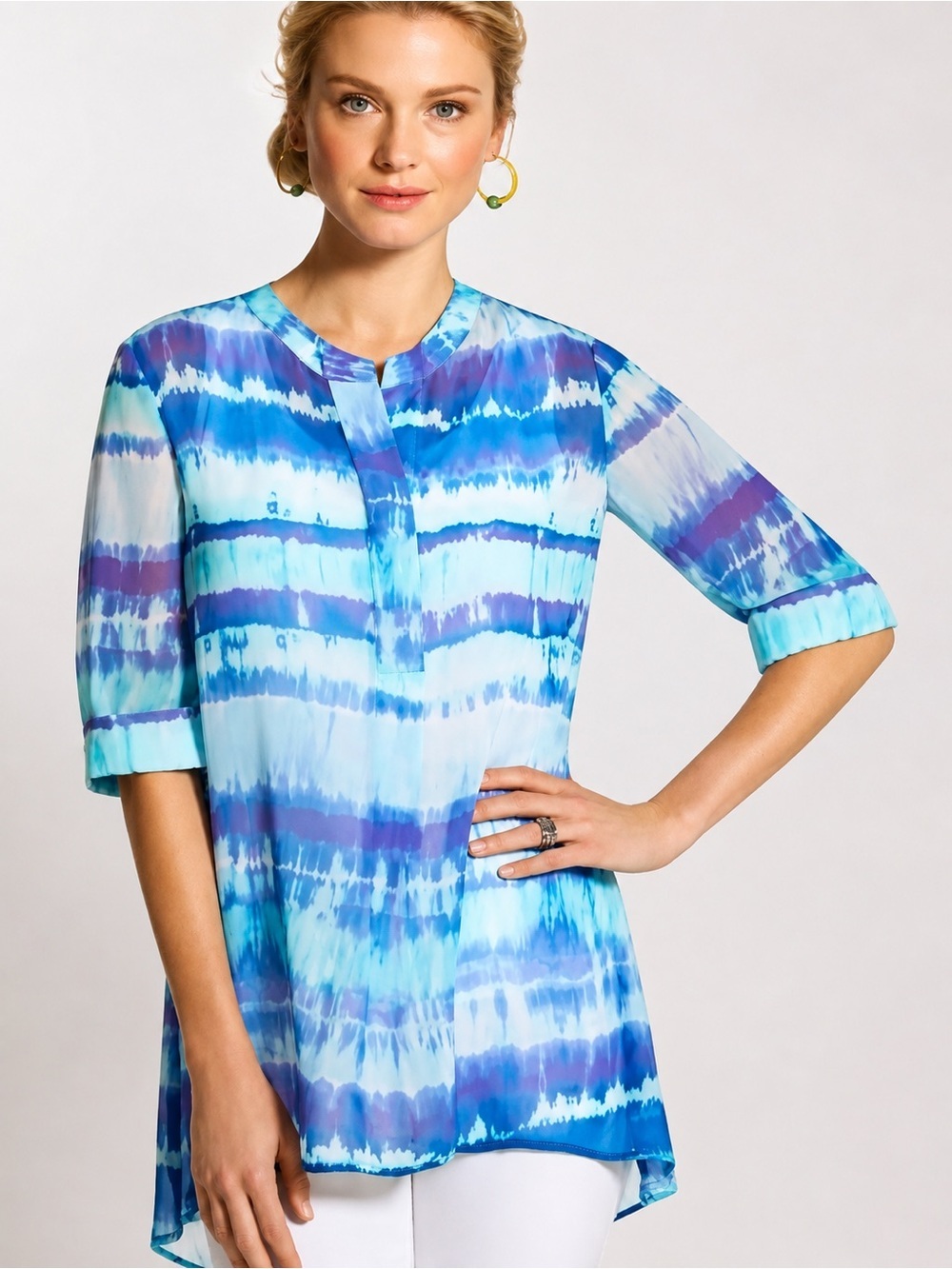 Chico's M Jillian Sheer Blue Tie-Dyed Cuffed Elbow Sleeve Split Neck Hi/Low Top